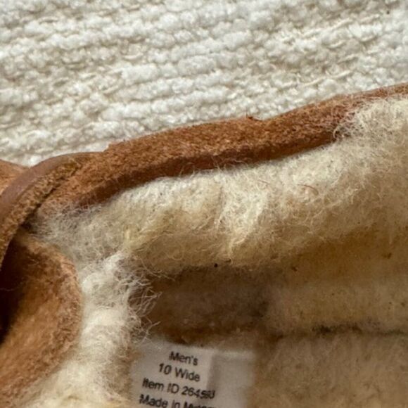 L.L.Bean Men's Shearling moccasins, Tan, size 10W - Picture 3 of 7